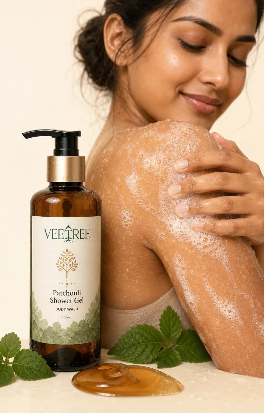 Patchouli Shower Gel texture and application shown in a VEETREE studio photograph